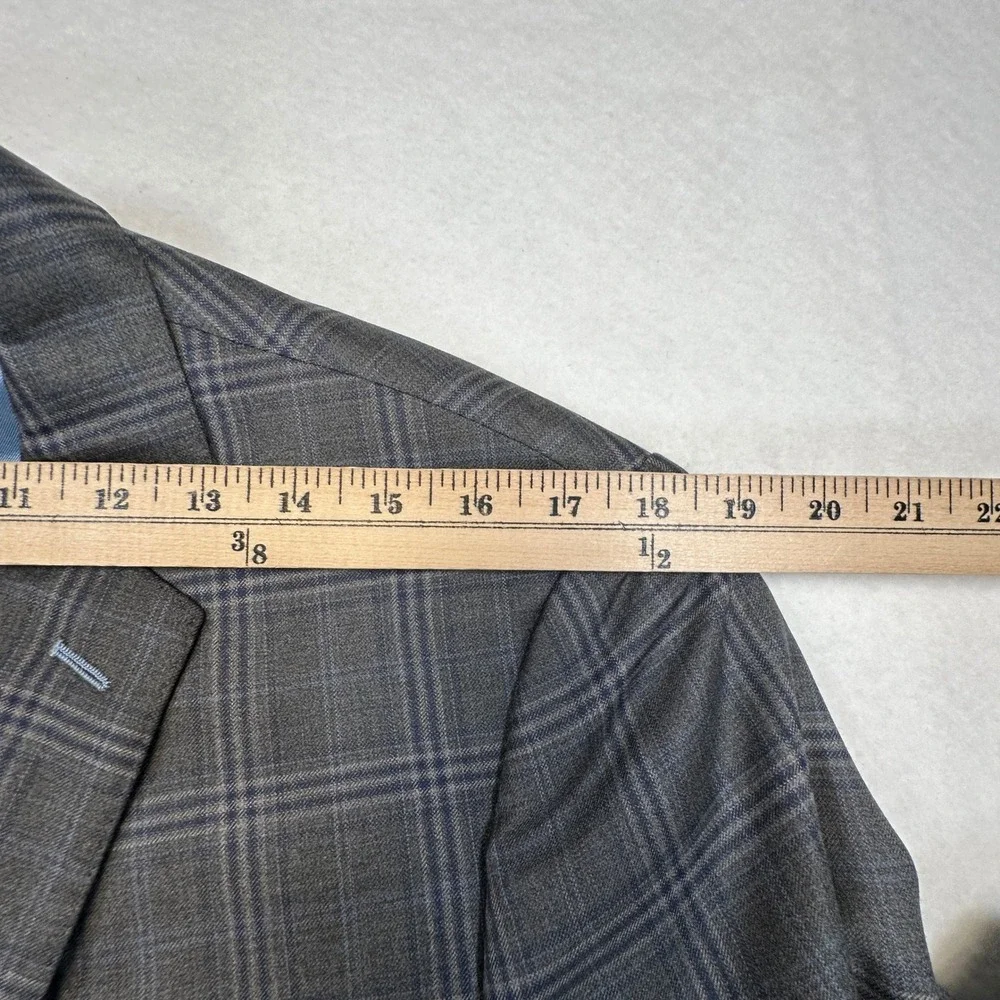 J.Hilburn Sport Coat Mens 43R Grey Blue Glen Plaid 100% Wool European Fit Blazer